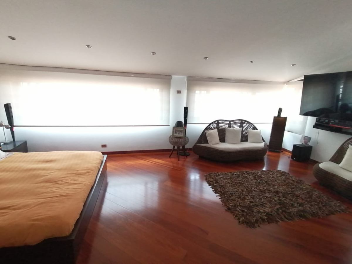 Cl. 118 #No. 19-52, Bogotá, Colombia 5